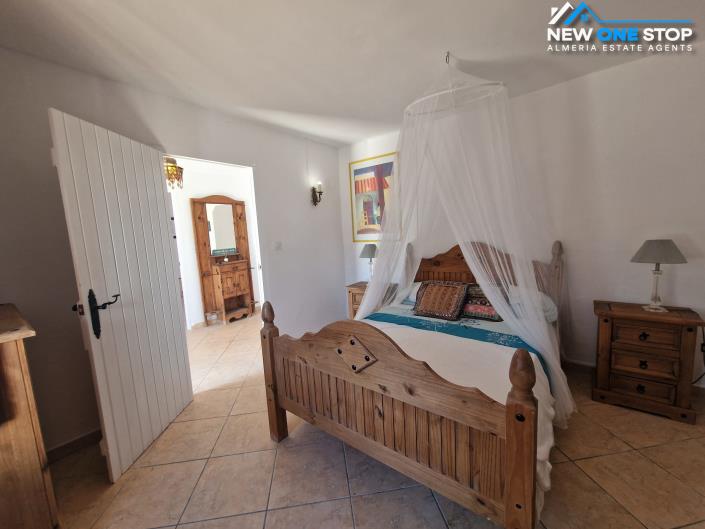 Image No.8-Propriété de pays de 7 chambres à vendre à Cantoria