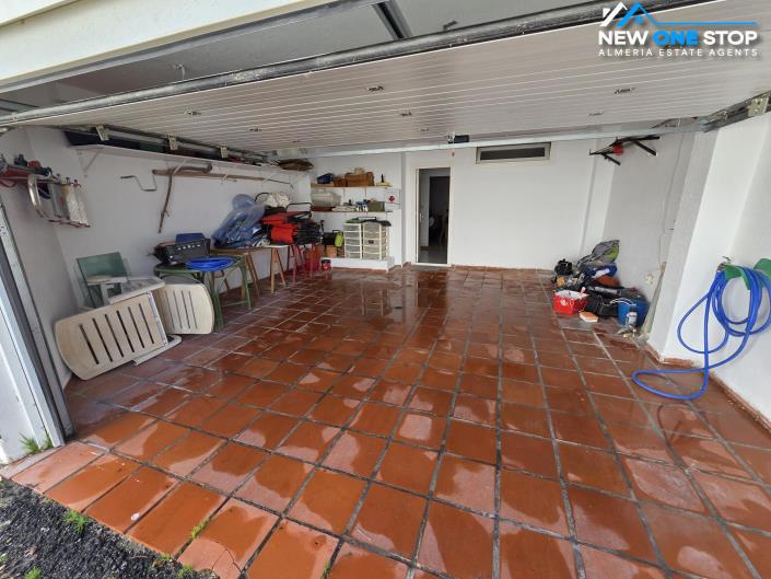 Image No.49-5 Bed House for sale