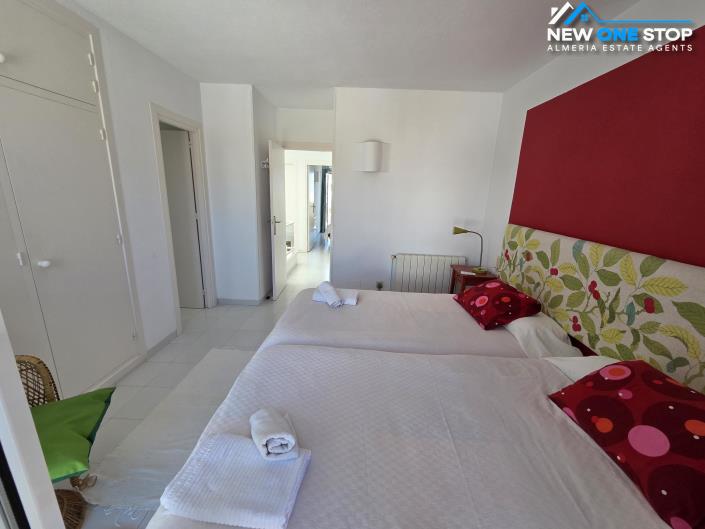 Image No.37-5 Bed House for sale