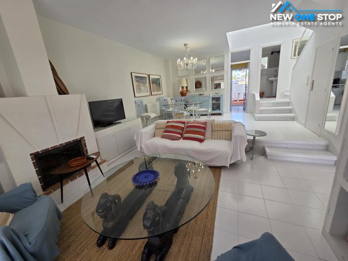 Image No.11-5 Bed House for sale