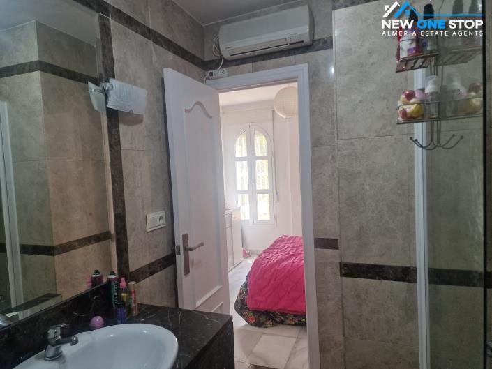 Image No.18-2 Bed Apartment for sale