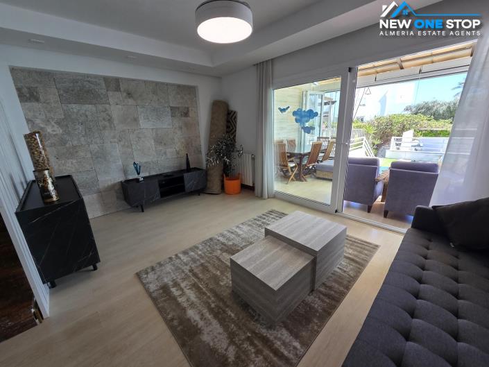 Image No.18-3 Bed House for sale