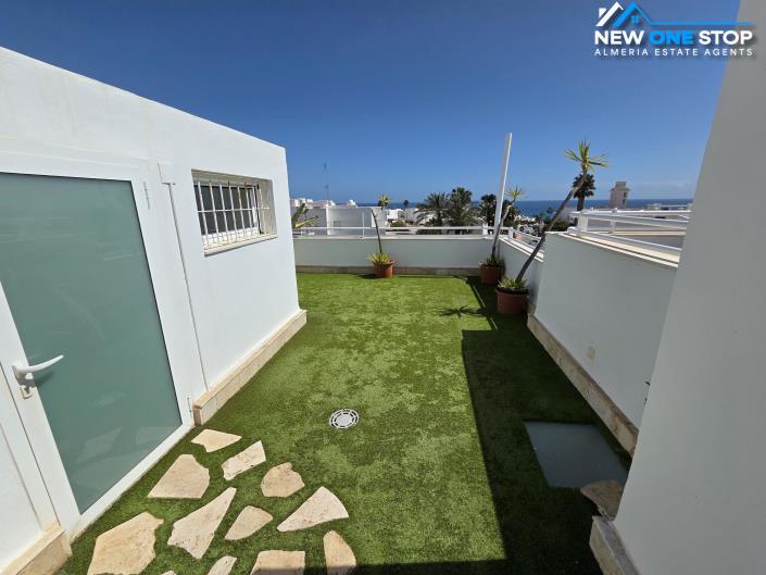 Image No.2-3 Bed House for sale