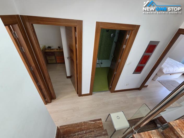 Image No.23-3 Bed House for sale