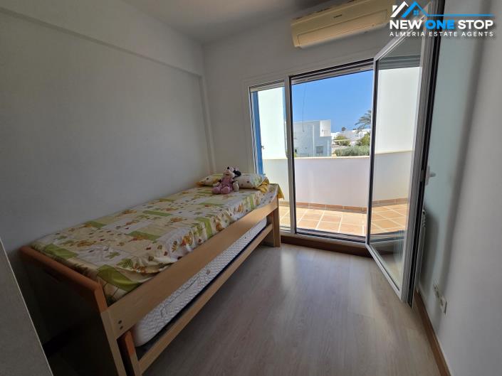 Image No.29-3 Bed House for sale