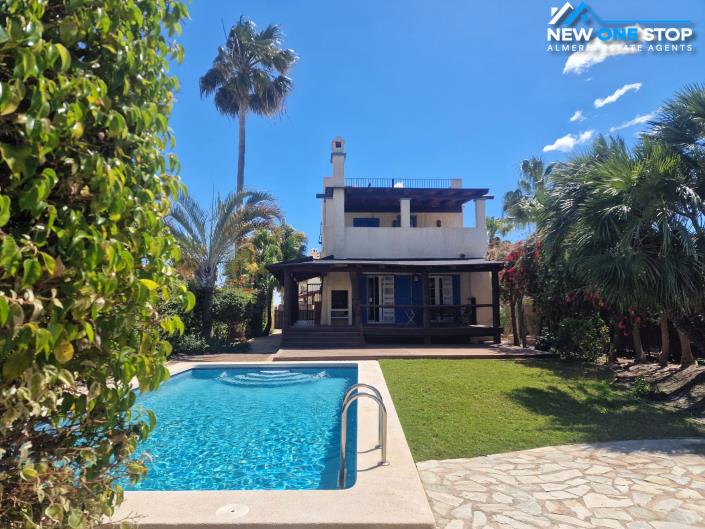 Image No.6-Villa / Détaché de 3 chambres à vendre à Vera Playa