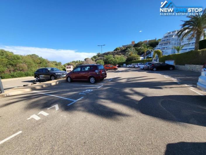 Image No.24-3 Bed Apartment for sale