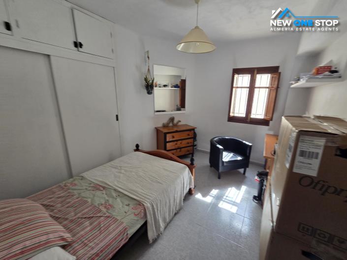 Image No.28-3 Bed Apartment for sale