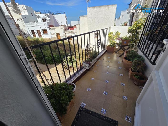 Image No.25-3 Bed Apartment for sale