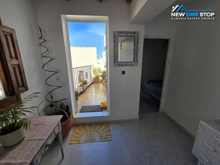 Image No.24-3 Bed Apartment for sale