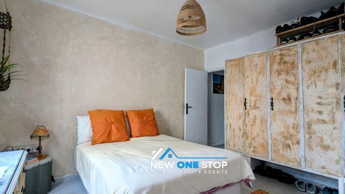 Image No.17-3 Bed Apartment for sale