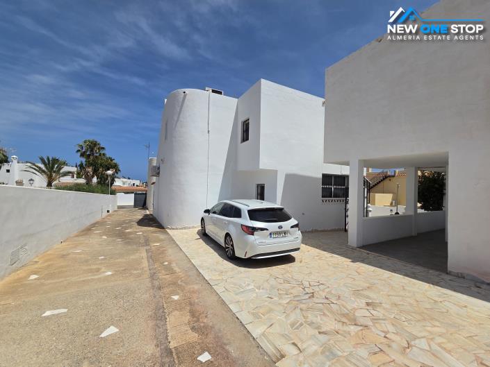 Image No.38-3 Bed Villa for sale