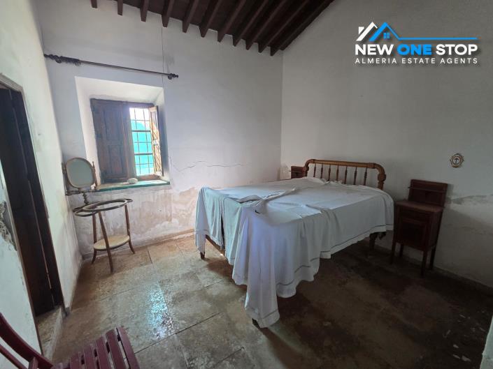 Image No.16-4 Bed Villa / Detached for sale