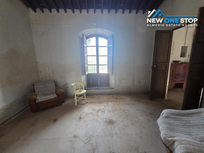 Image No.21-4 Bed Villa / Detached for sale