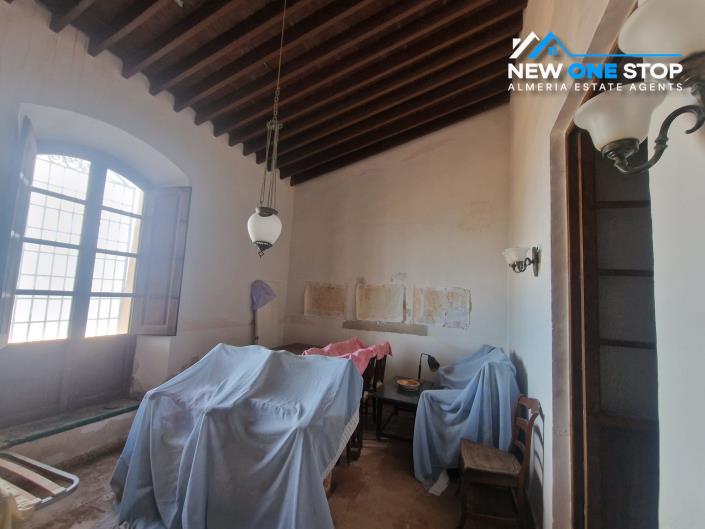 Image No.20-4 Bed Villa / Detached for sale