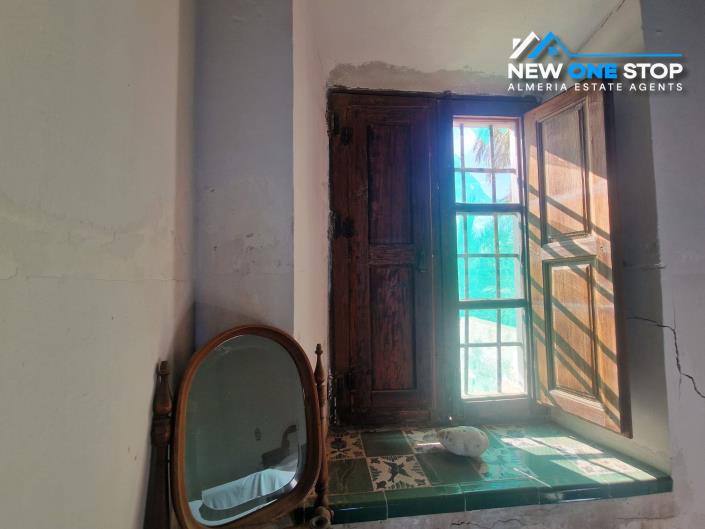 Image No.26-4 Bed Villa / Detached for sale