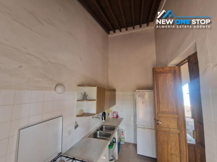 Image No.11-4 Bed Villa / Detached for sale