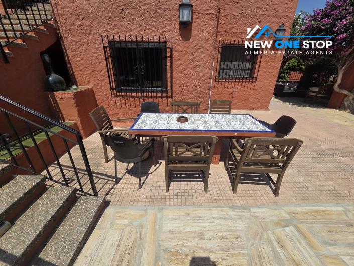 Image No.3-6 Bed Villa / Detached for sale