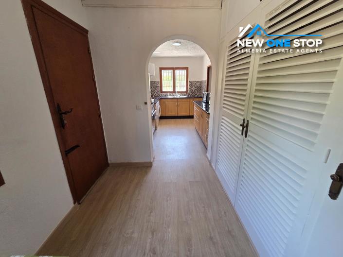 Image No.16-6 Bed Villa / Detached for sale