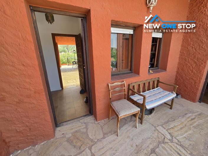 Image No.38-6 Bed Villa / Detached for sale