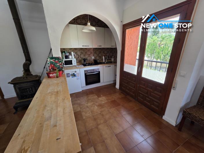 Image No.40-6 Bed Villa / Detached for sale