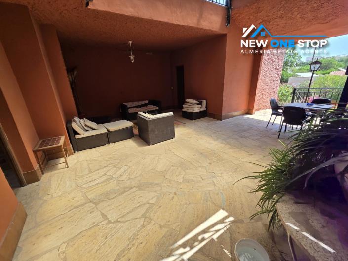 Image No.46-6 Bed Villa / Detached for sale