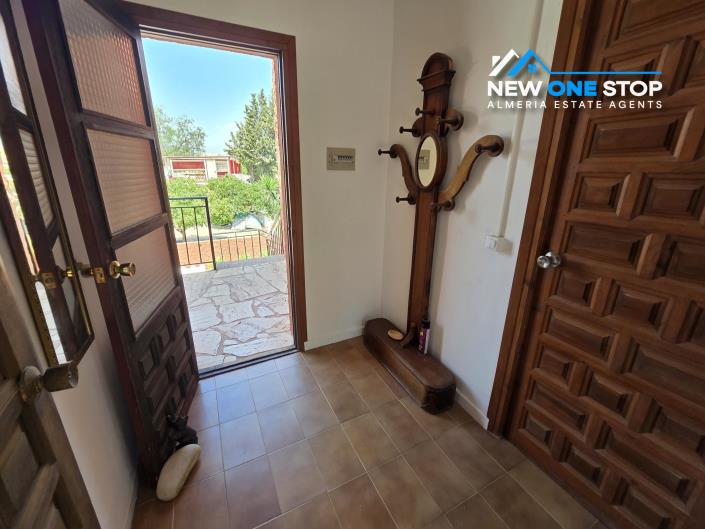 Image No.47-6 Bed Villa / Detached for sale