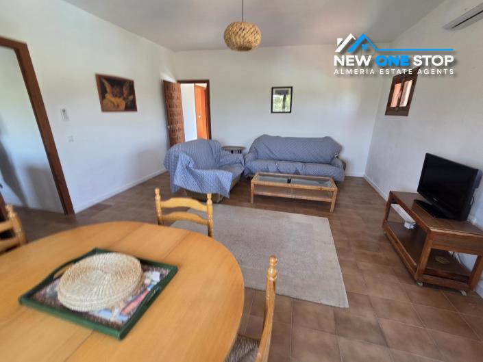 Image No.52-6 Bed Villa / Detached for sale