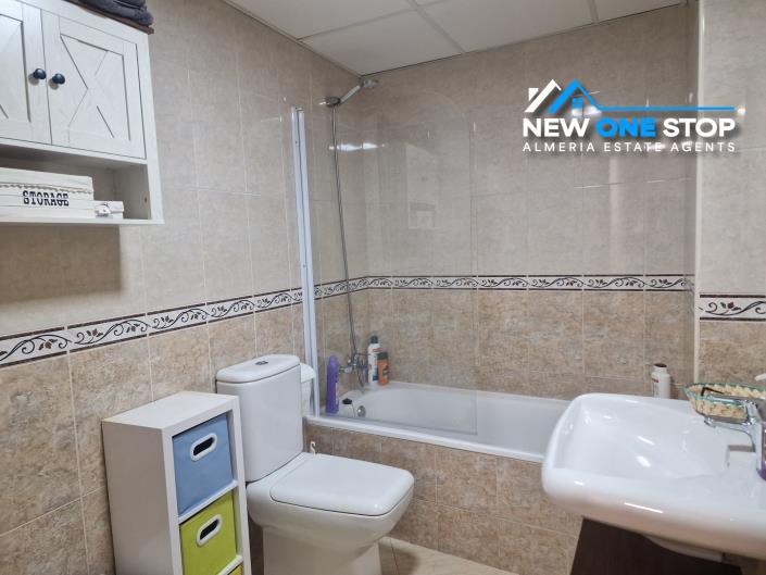 Image No.25-3 Bed Apartment for sale