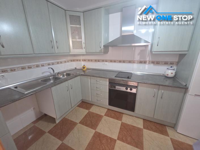 Image No.15-3 Bed Townhouse for sale