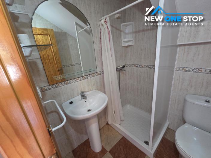 Image No.17-3 Bed Townhouse for sale