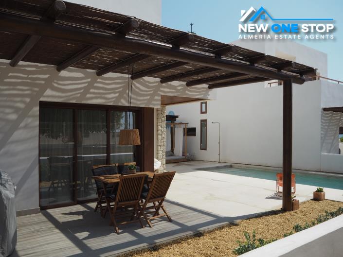 Image No.6-3 Bed Villa / Detached for sale