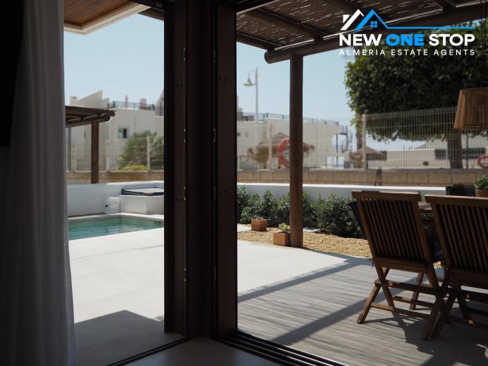 Image No.33-3 Bed Villa / Detached for sale