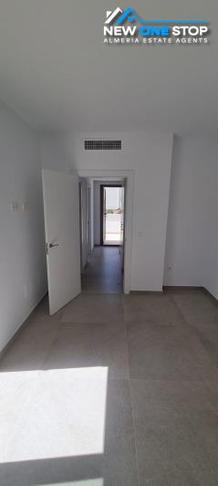 Image No.21-3 Bed Villa / Detached for sale