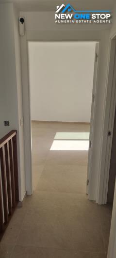 Image No.28-3 Bed Villa / Detached for sale