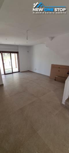 Image No.22-3 Bed Villa / Detached for sale