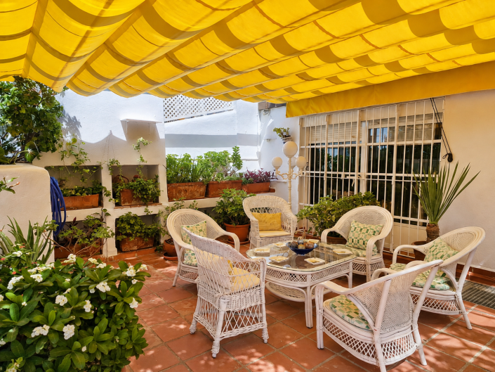 Image No.3-5 Bed House for sale