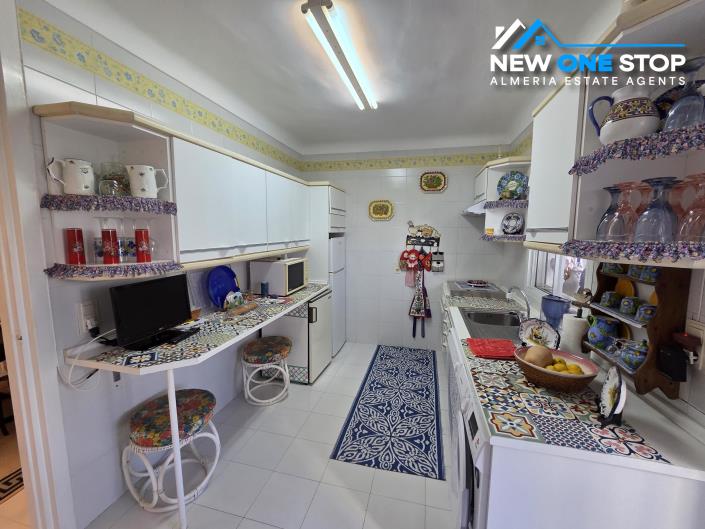 Image No.24-5 Bed House for sale