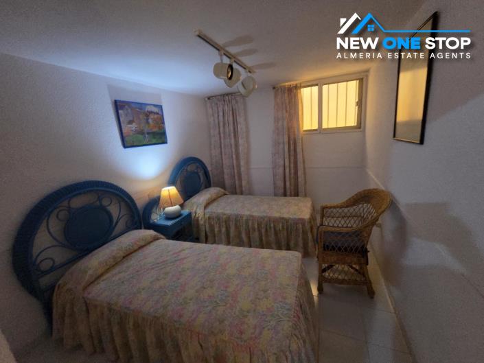 Image No.42-5 Bed House for sale