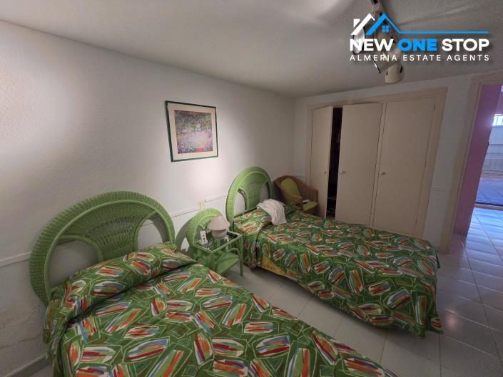 Image No.45-5 Bed House for sale