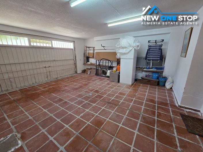 Image No.53-5 Bed House for sale