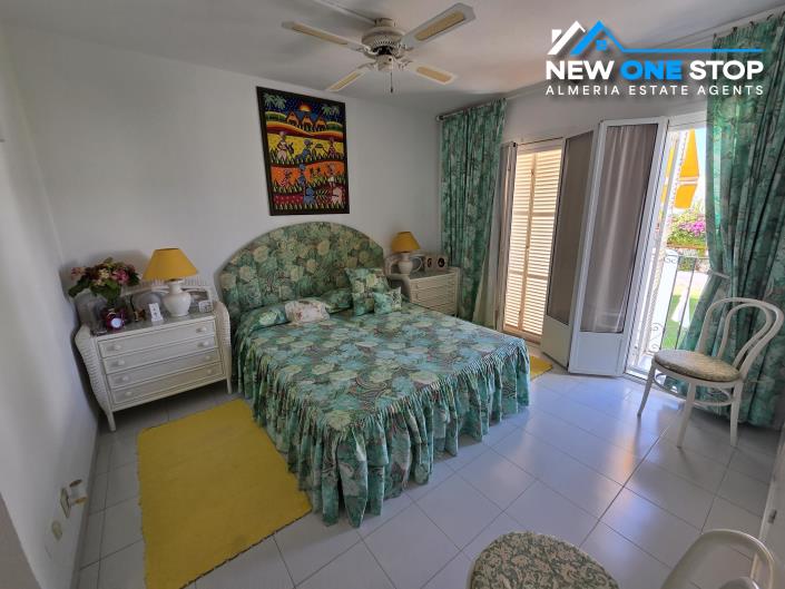 Image No.28-5 Bed House for sale