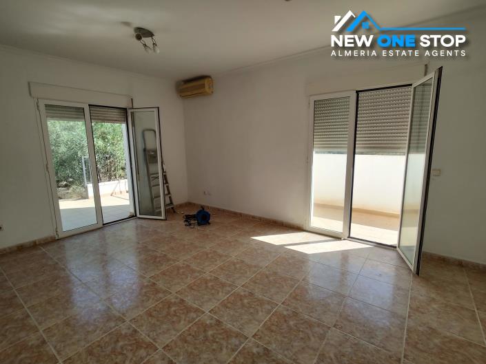 Image No.29-6 Bed Villa / Detached for sale