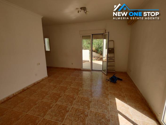 Image No.30-6 Bed Villa / Detached for sale