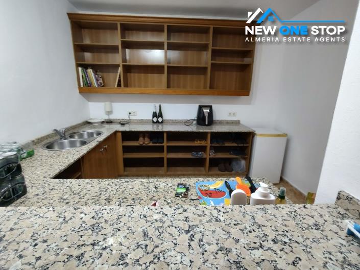 Image No.41-6 Bed Villa / Detached for sale