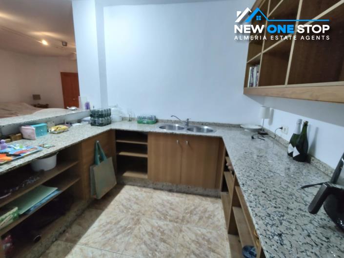 Image No.42-6 Bed Villa / Detached for sale