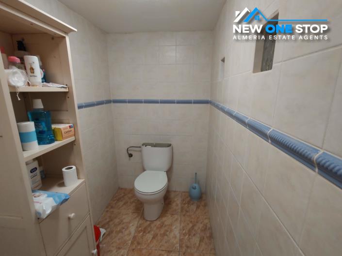 Image No.44-6 Bed Villa / Detached for sale