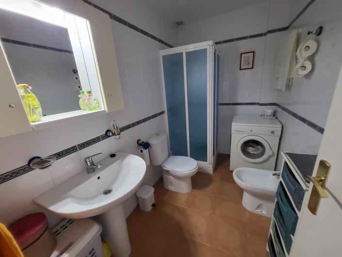 Image No.21-2 Bed Apartment for sale