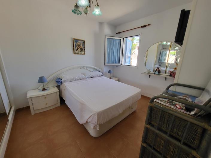 Image No.20-2 Bed Apartment for sale