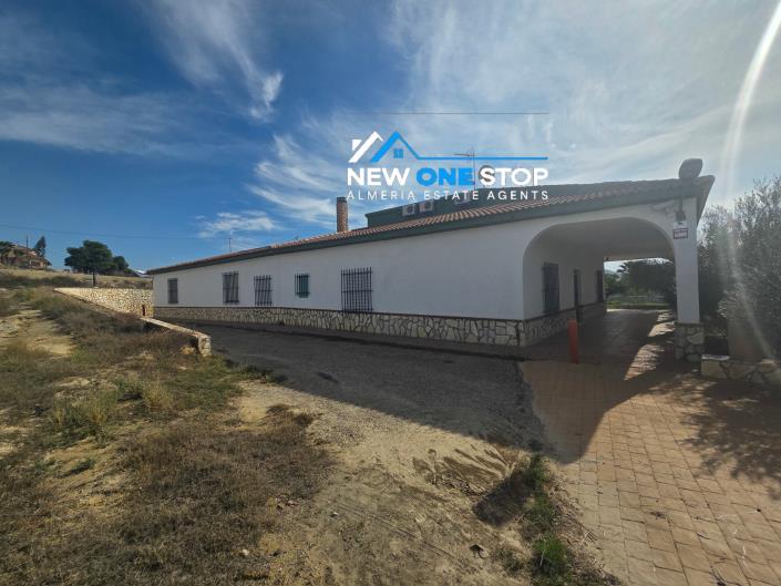 Image No.44-3 Bed Country Property for sale